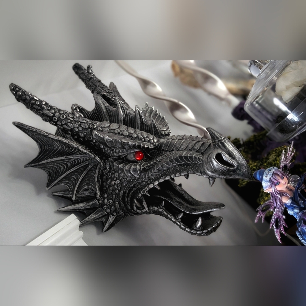 Wall Mounted Dragon Head Sculpture